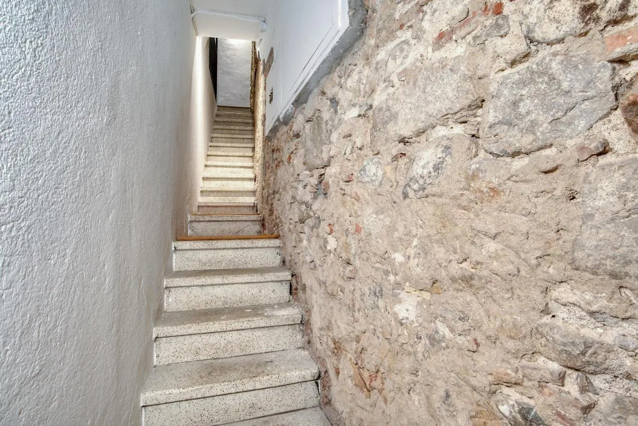 Old Side Girona Two Apartment